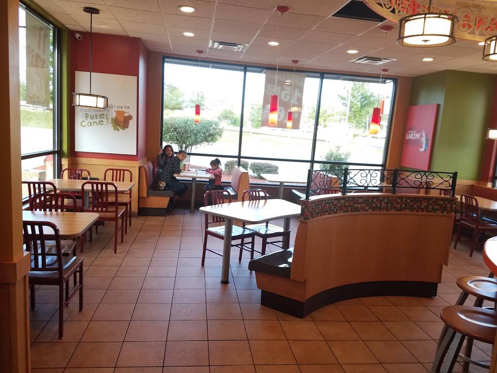 Popeyes Louisiana Kitchen | restaurant | 40 W Midlothian Blvd, Youngstown, OH 44507, USA | 3307829400 OR +1 330-782-9400