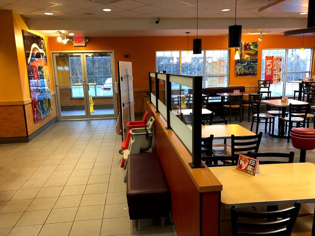 KFC | restaurant | 218 Broad St, Bridgewater, MA 02324, USA | 5086978436 OR +1 508-697-8436