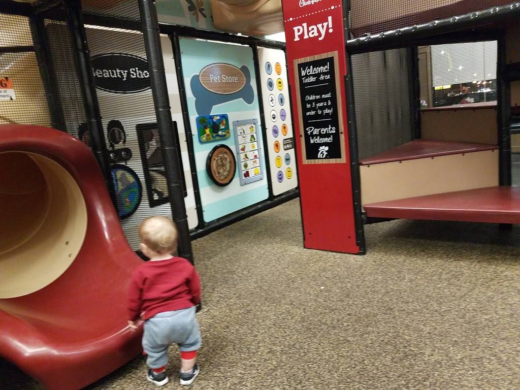 Chick-fil-A | restaurant | 425 W Sunshine St, Springfield, MO 65807, USA | 4178664232 OR +1 417-866-4232