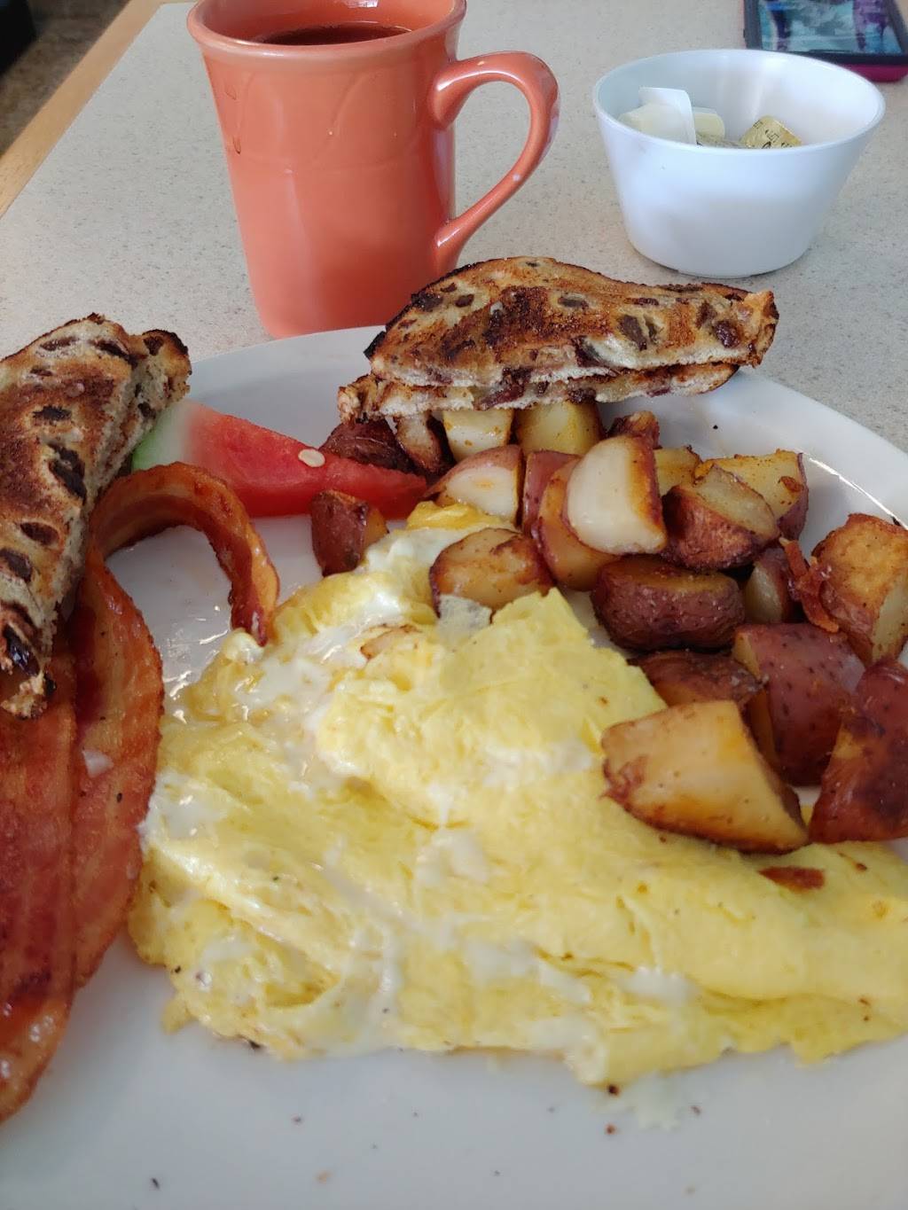 Sandys Restaurant | restaurant | 3000, 2300 Gulf Blvd #7, Indian Rocks Beach, FL 33785, USA | 7275966896 OR +1 727-596-6896