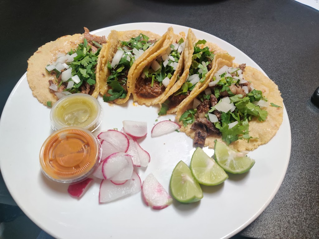 Los Pinches Birrieria | restaurant | 143 W San Ysidro Blvd, San Ysidro, CA 92173, USA | 6193725682 OR +1 619-372-5682