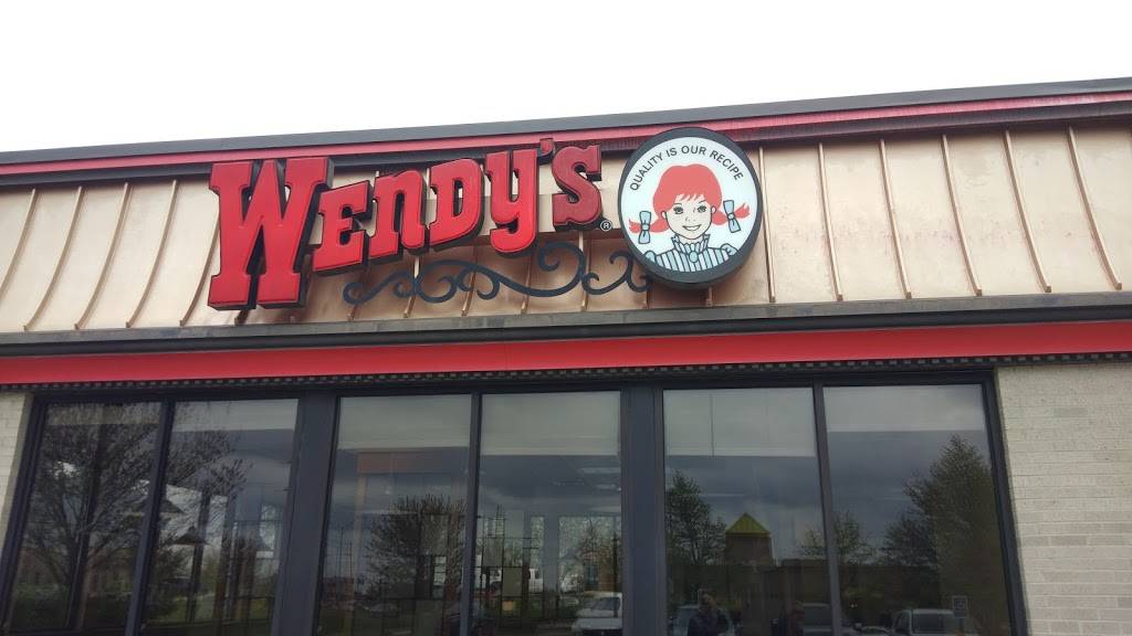Wendys | restaurant | 13514 S Alden St, Olathe, KS 66062, USA | 9137687785 OR +1 913-768-7785