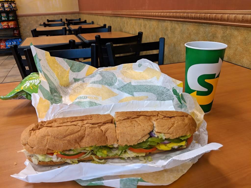 Subway | meal takeaway | 415 Kapahulu Ave Unit A, Honolulu, HI 96815, USA | 8087378844 OR +1 808-737-8844