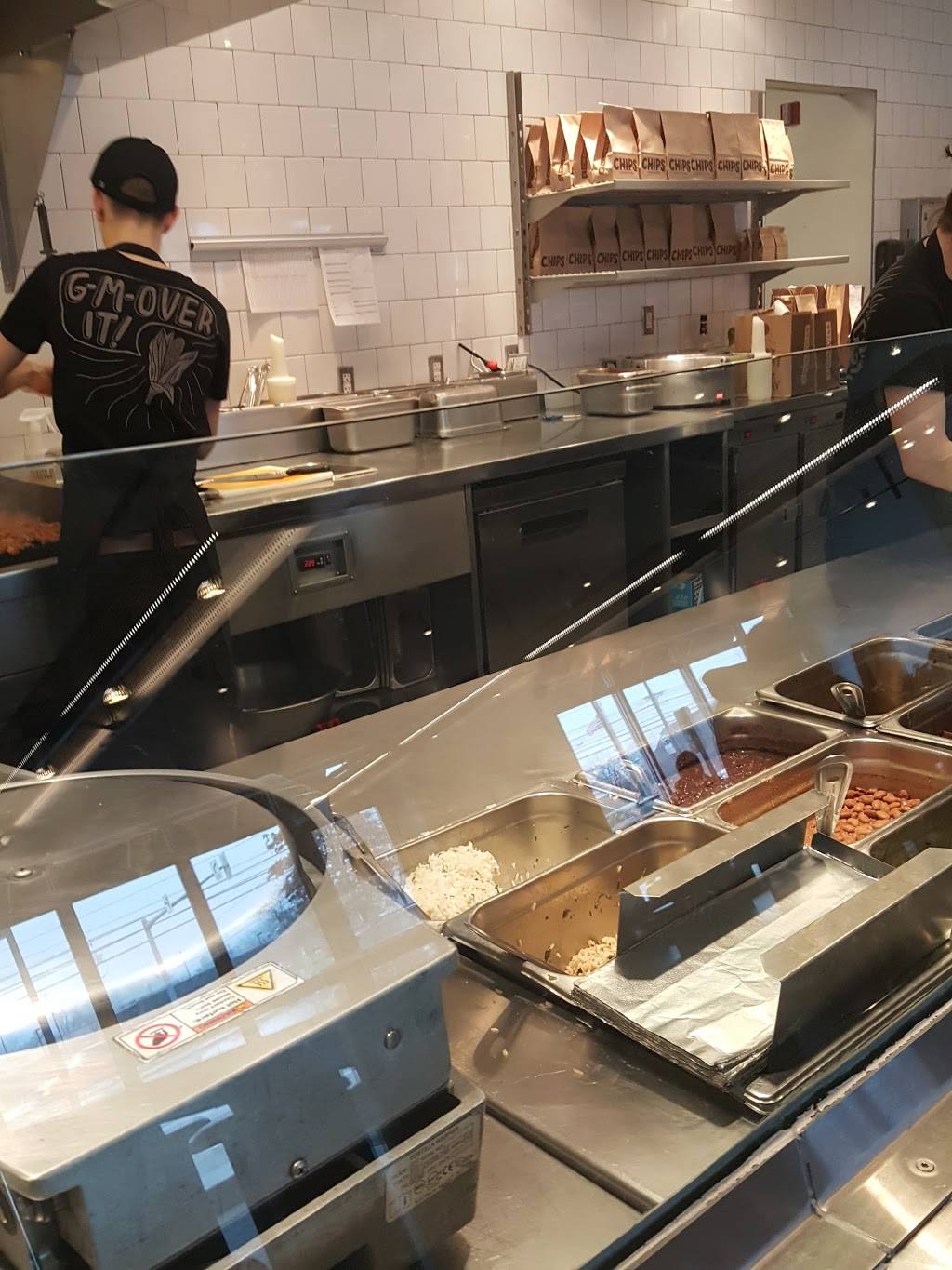 Chipotle Mexican Grill | restaurant | 3362 Center Rd Ste E20, Brunswick, OH 44212, USA | 3302207278 OR +1 330-220-7278