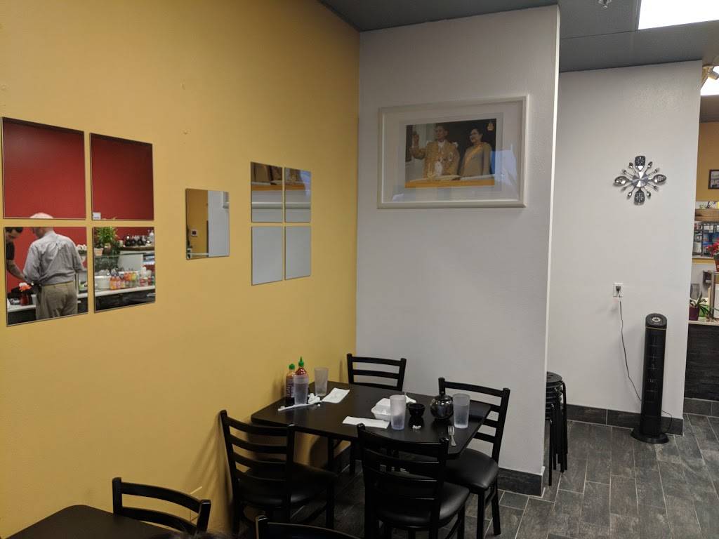 Thai Food Xpress | restaurant | 32353 Yucaipa Blvd, Yucaipa, CA 92399, USA | 9097905999 OR +1 909-790-5999