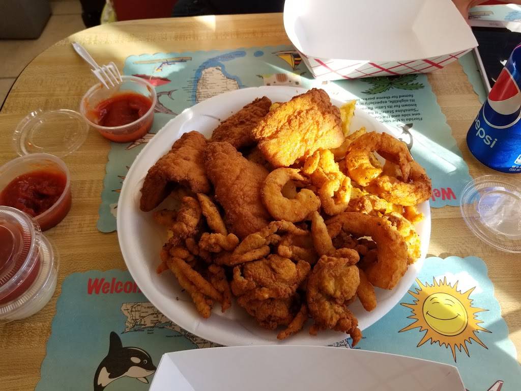 Juniors Fish Market | restaurant | 1341 FL-60 E, Lake Wales, FL 33853, USA | 8636783474 OR +1 863-678-3474