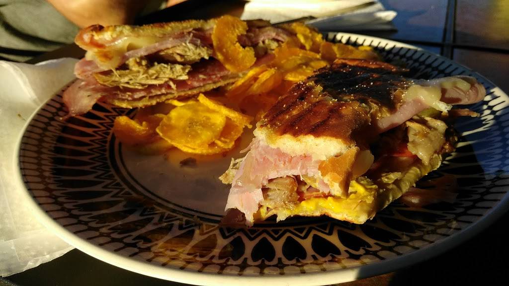 La Cubana | restaurant | 3405 SE 82nd Ave, Portland, OR 97266, USA | 5037544044 OR +1 503-754-4044