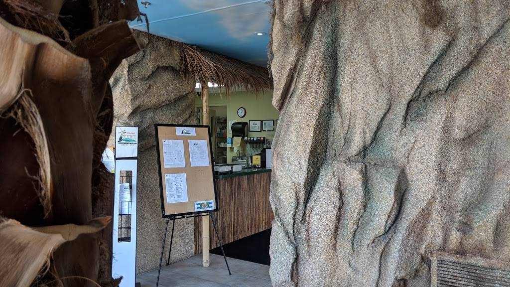 Island Tiki Grill | restaurant | 1850 E Merritt Island Causeway, Merritt Island, FL 32952, USA | 3214549464 OR +1 321-454-9464