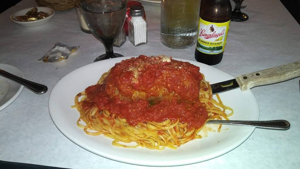 Cucina Rosa Italian Restaurant | restaurant | 4113 W Shamrock Ln, McHenry, IL 60050, USA | 8153222153 OR +1 815-322-2153