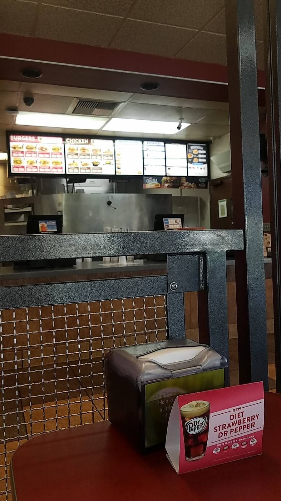 Jack in the Box | restaurant | 2711 Green River Rd, Corona, CA 92882, USA | 9512722037 OR +1 951-272-2037