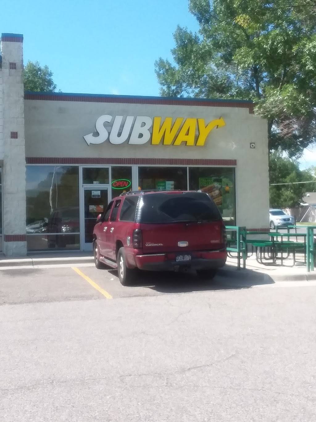 Subway Restaurants | restaurant | 6460 E Yale Ave, Denver, CO 80222, USA | 3037561244 OR +1 303-756-1244