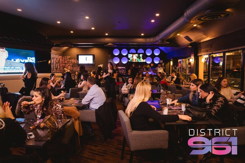District 961 | restaurant | 1814 Boulevard de la Côte-Vertu, Saint-Laurent, QC H4L 2A6, Canada | 5149615155 OR +1 514-961-5155