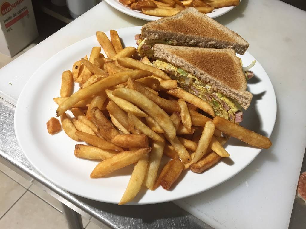 North End Burger oshawa | restaurant | 433 Simcoe St S # 3, Oshawa, ON L1H 4J5, Canada | 9052406555 OR +1 905-240-6555