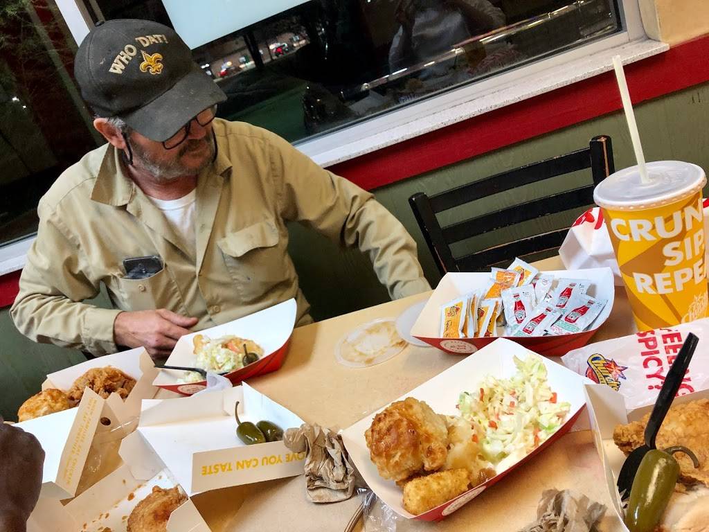 Churchs Chicken | restaurant | 1610 South, W Railroad Ave, Hammond, LA 70403, USA | 9855420692 OR +1 985-542-0692
