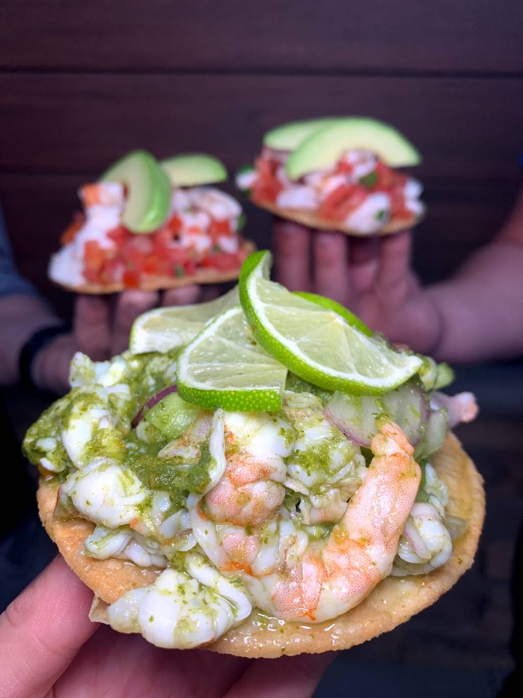 Off the Hook Fish Grill | restaurant | 13809 Whittier Blvd, Whittier, CA 90605, USA | 5626321493 OR +1 562-632-1493