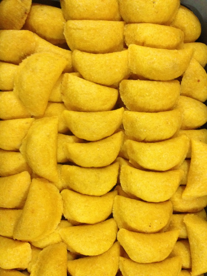 Monos Pies TO-GO | restaurant | 7330 Southwest Fwy Suite A-2, Houston, TX 77074, USA | 3462272340 OR +1 346-227-2340