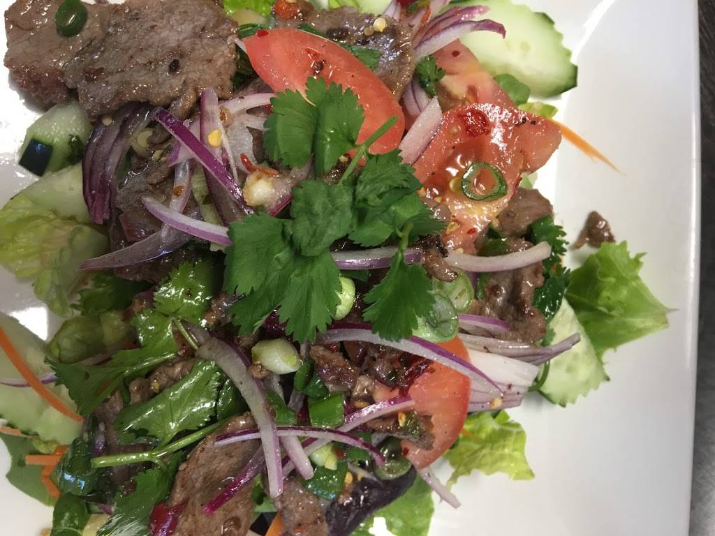 Spicy Lime Thai | restaurant | 15928 Ventura Blvd #101, Encino, CA 91436, USA | 8184653147 OR +1 818-465-3147