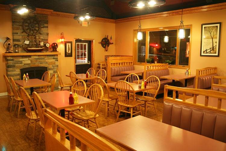 Royal II Restaurant and Grill | night club | 715 MA-6A, Yarmouth Port, MA 02675, USA | 5083622288 OR +1 508-362-2288