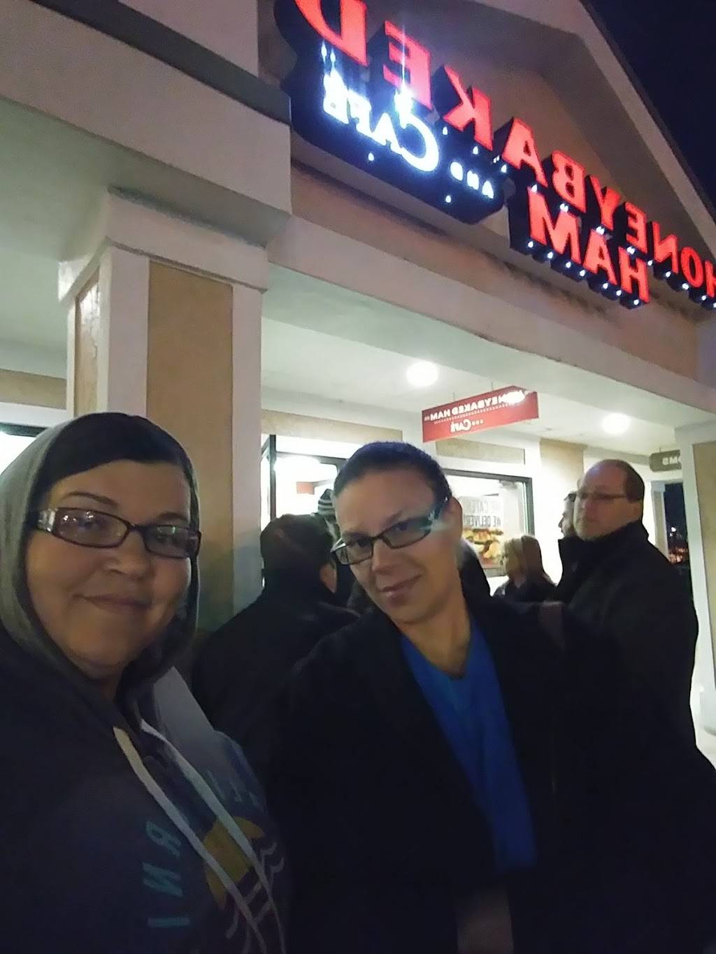 HoneyBaked Ham Company | meal takeaway | 2740 Teaster Ln Suite 121, Pigeon Forge, TN 37863, USA | 8654294267 OR +1 865-429-4267