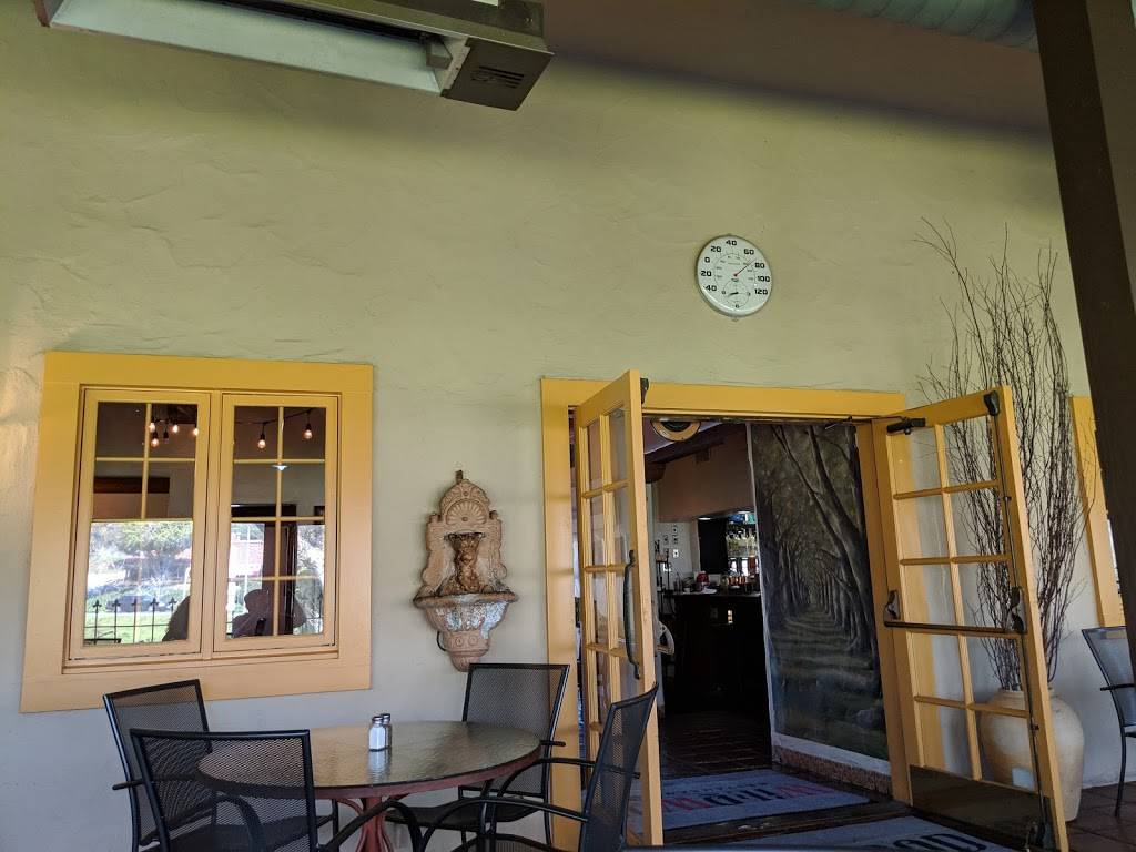 WildWood Crossing | restaurant | 116 Civic Center Dr, Vista, CA 92084, USA | 7607581513 OR +1 760-758-1513