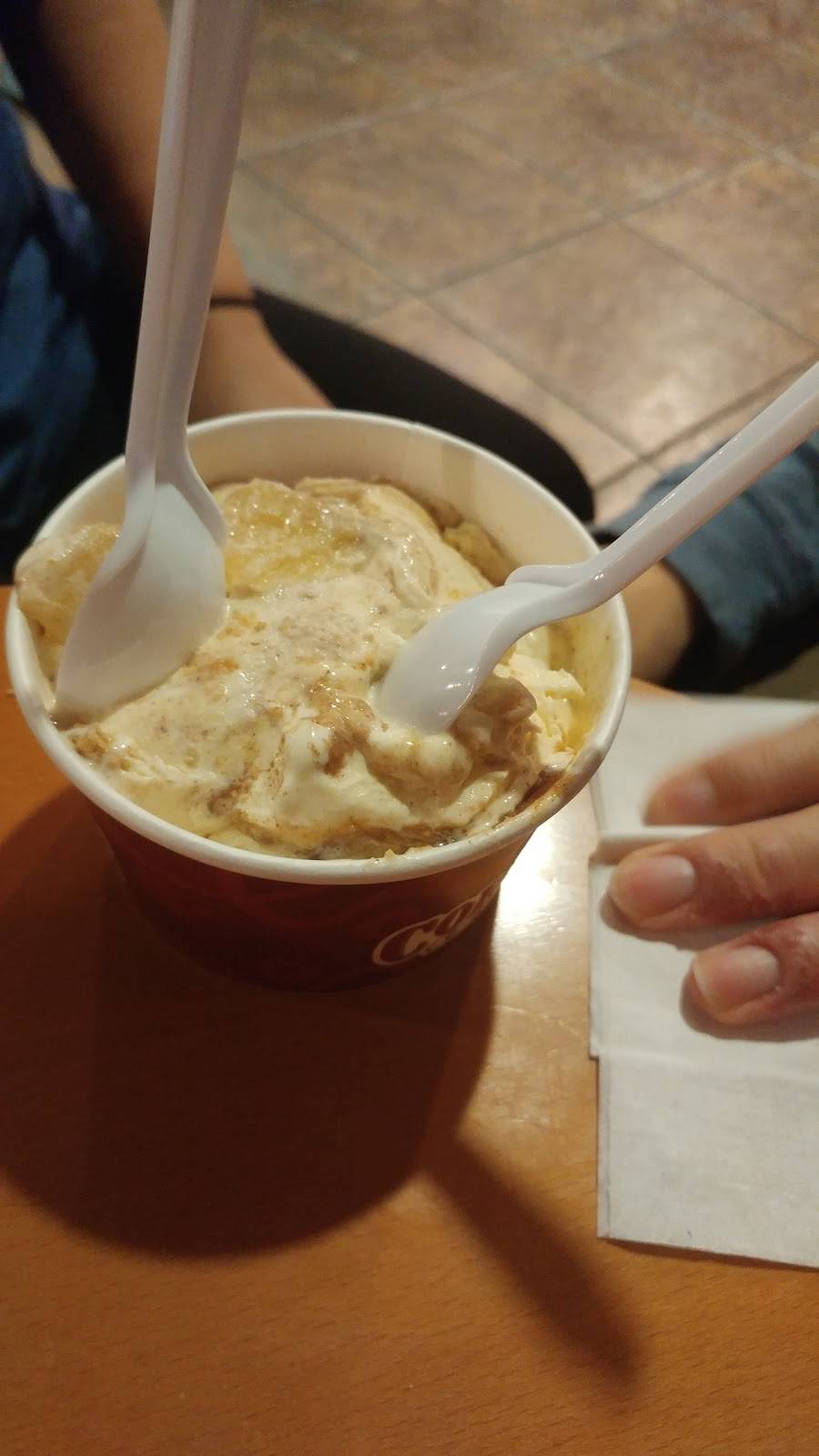 Cold Stone Creamery | bakery | 3875 John Gordon Ln Ste 102, High Point, NC 27265, USA | 3368822653 OR +1 336-882-2653