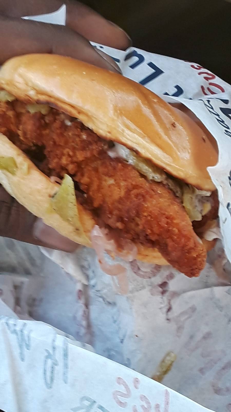 Blakes Lotaburger | restaurant | 1801 Juan Tabo Blvd NE, Albuquerque, NM 87112, USA | 5059160756 OR +1 505-916-0756