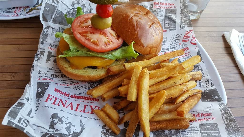 Bostons on the Beach | restaurant | 40 S Ocean Blvd, Delray Beach, FL 33483, USA | 5612783364 OR +1 561-278-3364