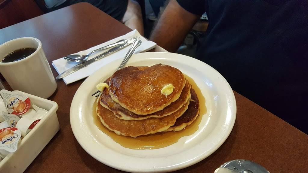 Hellas Carryout | restaurant | 9346 Dublin Rd, Powell, OH 43065, USA | 6147925494 OR +1 614-792-5494