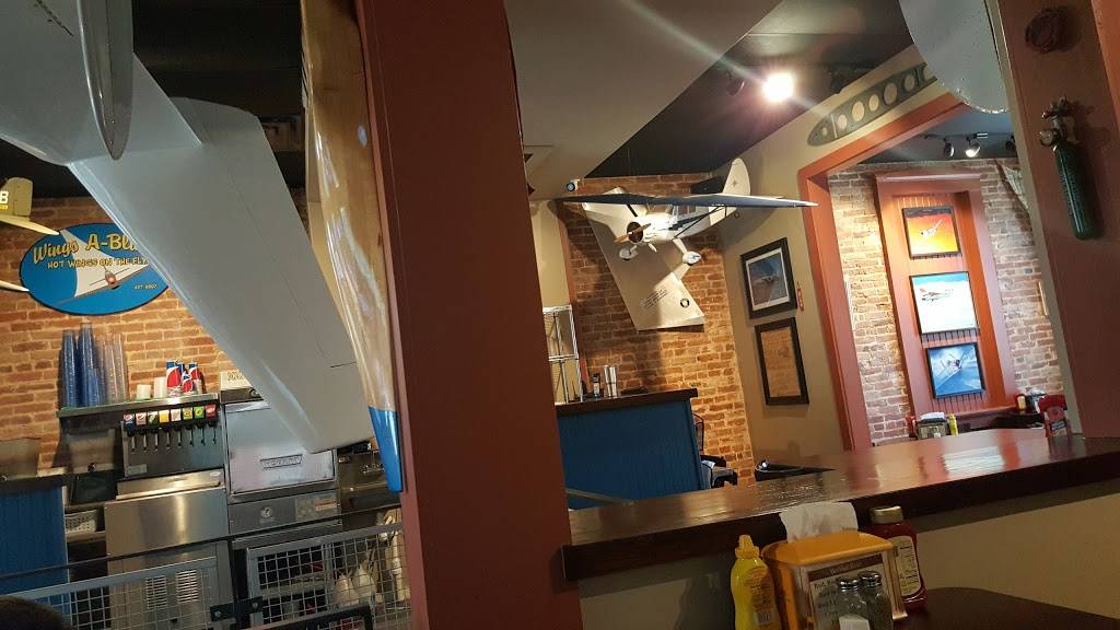 Wings A-Blazin | restaurant | 120 E 4th St, Hermann, MO 65041, USA | 5734863473 OR +1 573-486-3473