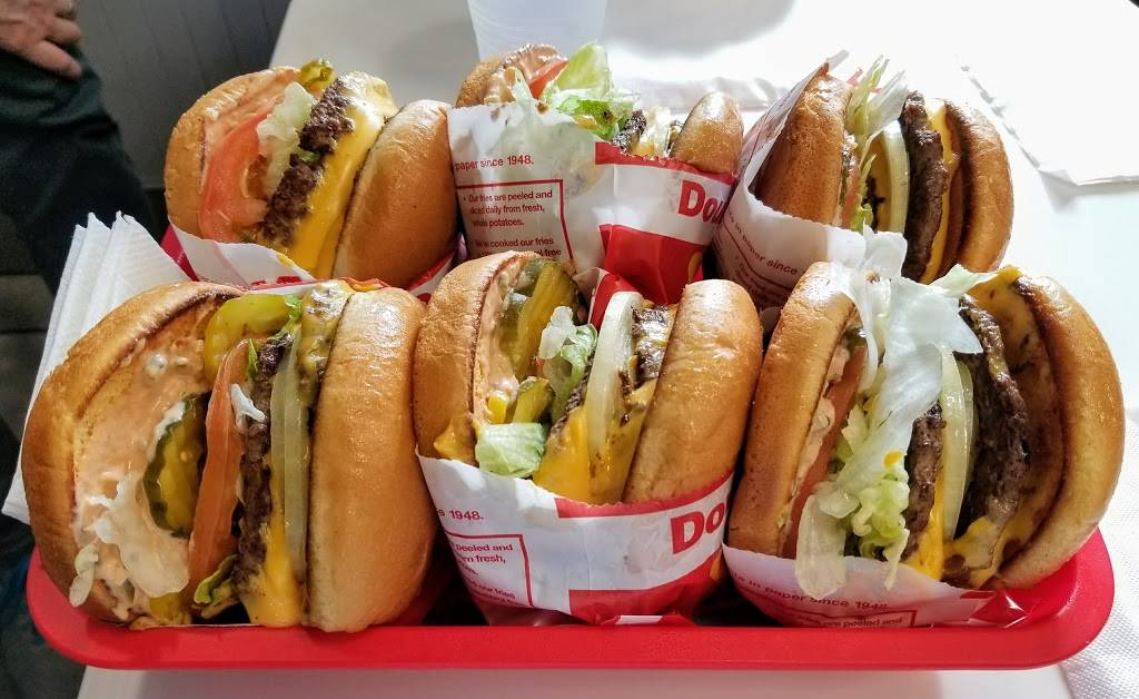 In-N-Out Burger | restaurant | 798 Redwood Hwy, Mill Valley, CA 94941, USA | 8007861000 OR +1 800-786-1000