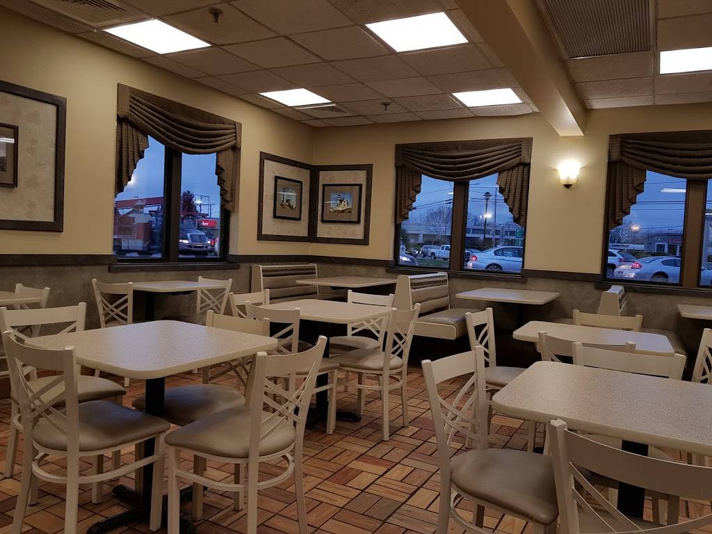 Burger King | restaurant | 374 William S Canning Blvd, Fall River, MA 02721, USA | 5086789400 OR +1 508-678-9400