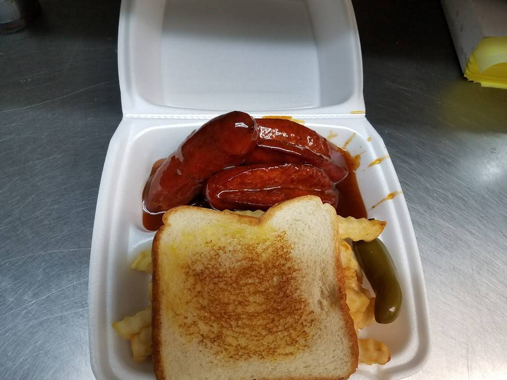 Good Luck Drive In | restaurant | 3140 E Ledbetter Dr, Dallas, TX 75216, USA | 2143713348 OR +1 214-371-3348