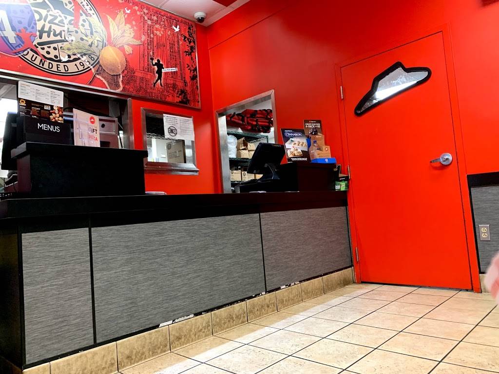 Pizza Hut | restaurant | 563 N Chickasaw Trail, Orlando, FL 32825, USA | 4073816003 OR +1 407-381-6003