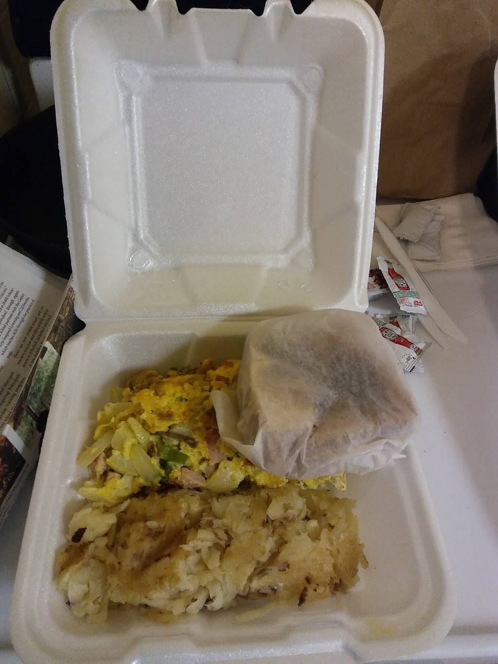 Lucky Restaurant | restaurant | 742 E 185th St, Cleveland, OH 44119, USA | 2164861222 OR +1 216-486-1222