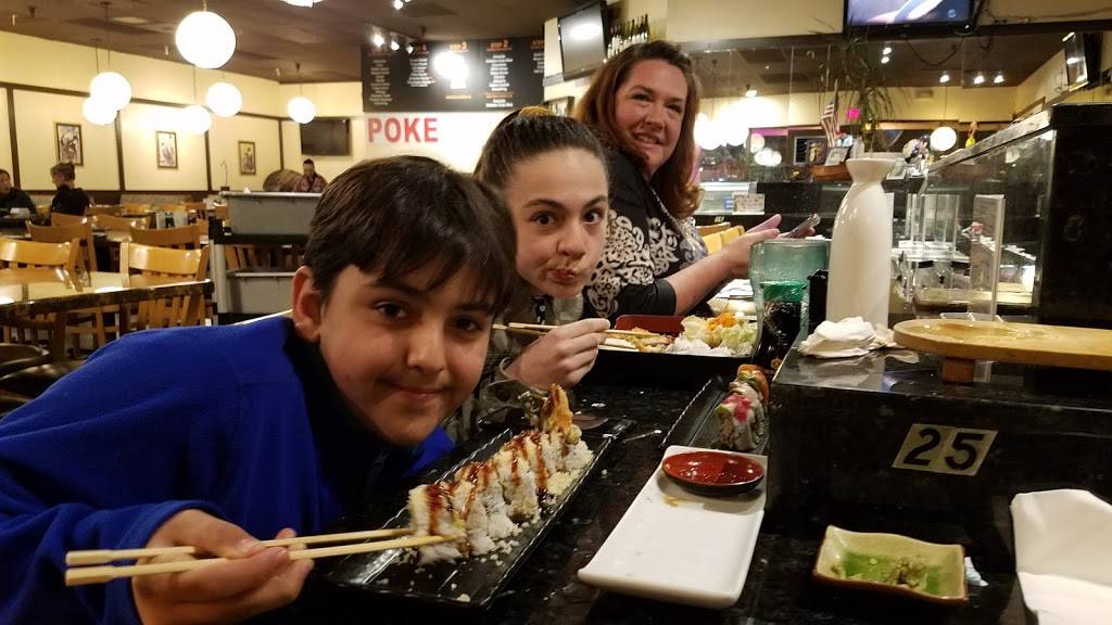 Sushi House | restaurant | 214 N El Camino Real, Encinitas, CA 92024, USA | 7602746902 OR +1 760-274-6902