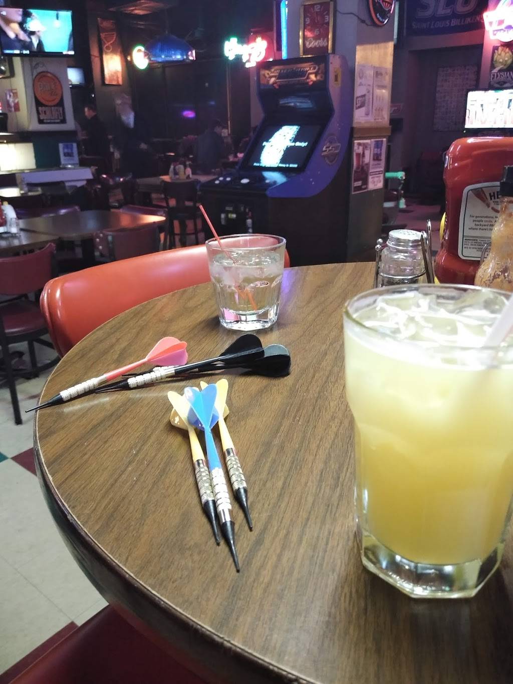 Jack Patricks Bar & Grill | restaurant | 1000 Olive St, St. Louis, MO 63101, USA | 3144368879 OR +1 314-436-8879