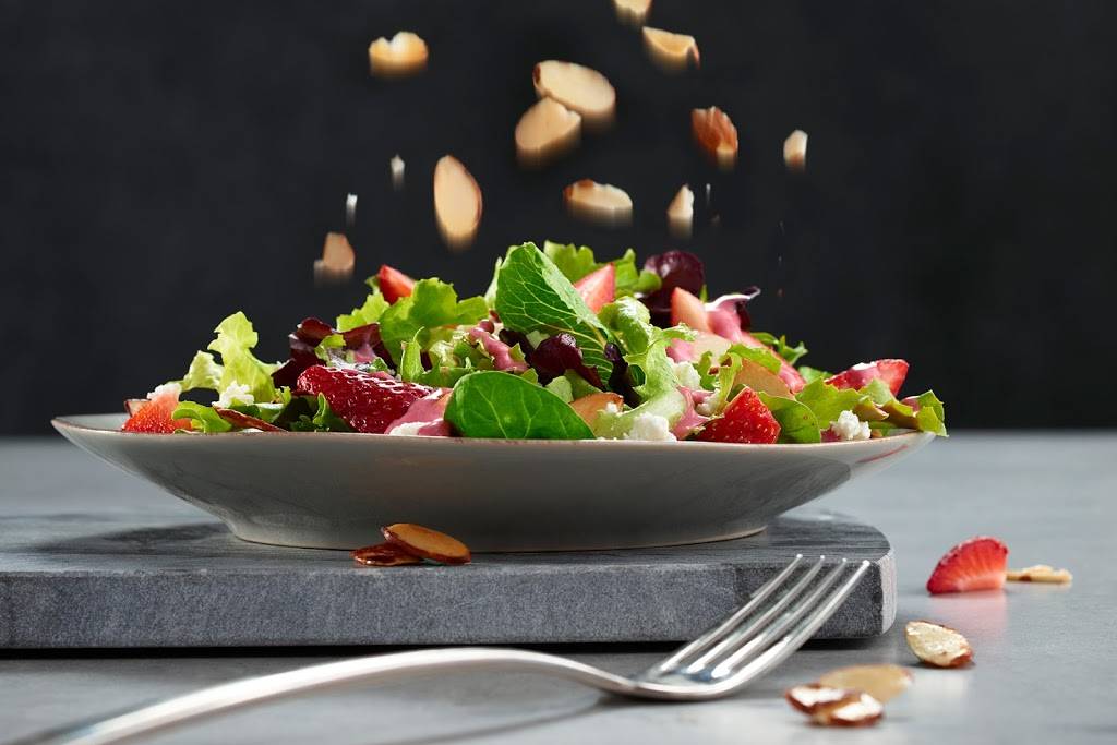 The Melting Pot | restaurant | 111 N Central St, Knoxville, TN 37902, USA | 8659715400 OR +1 865-971-5400