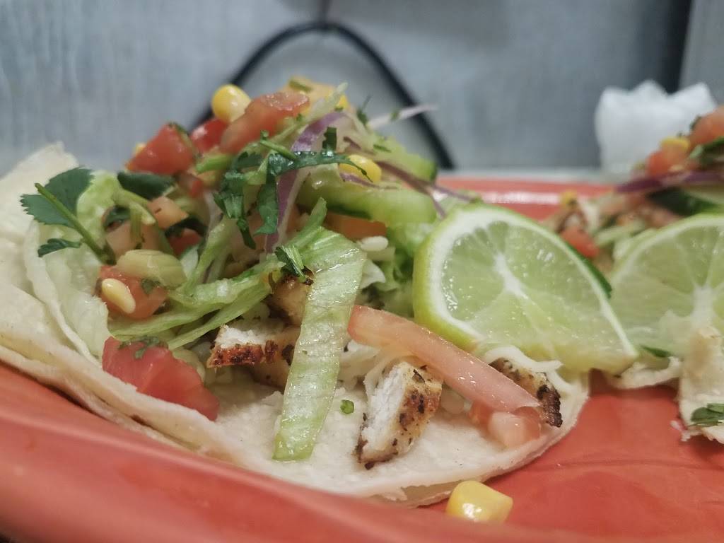 Gustoso | restaurant | 3325 Fulton St, Brooklyn, NY 11208, USA | 7188726755 OR +1 718-872-6755