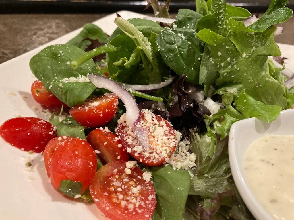 The Three Legged Pig | restaurant | S76 W17745, Janesville Rd, Muskego, WI 53150, USA | 2627102011 OR +1 262-710-2011