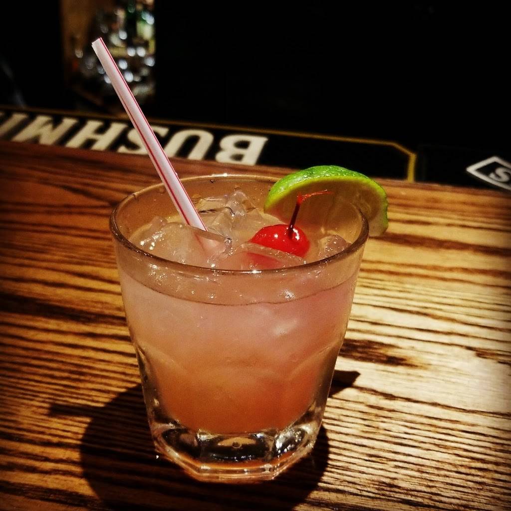 Sandrinis Public House | restaurant | 1918 Eye St, Bakersfield, CA 93301, USA | 6613228900 OR +1 661-322-8900