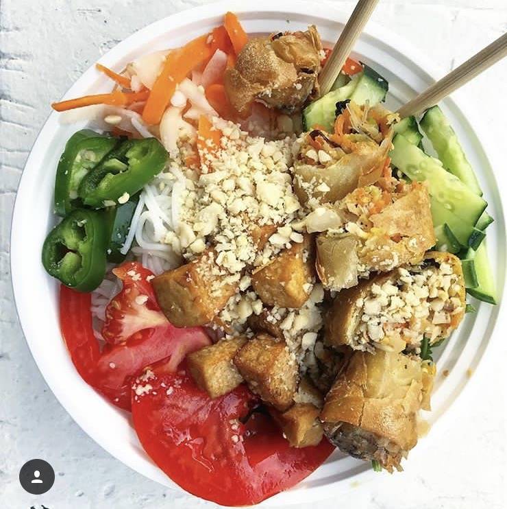 6-1-Pho | restaurant | 4386 N High St, Columbus, OH 43214, USA | 6147064903 OR +1 614-706-4903