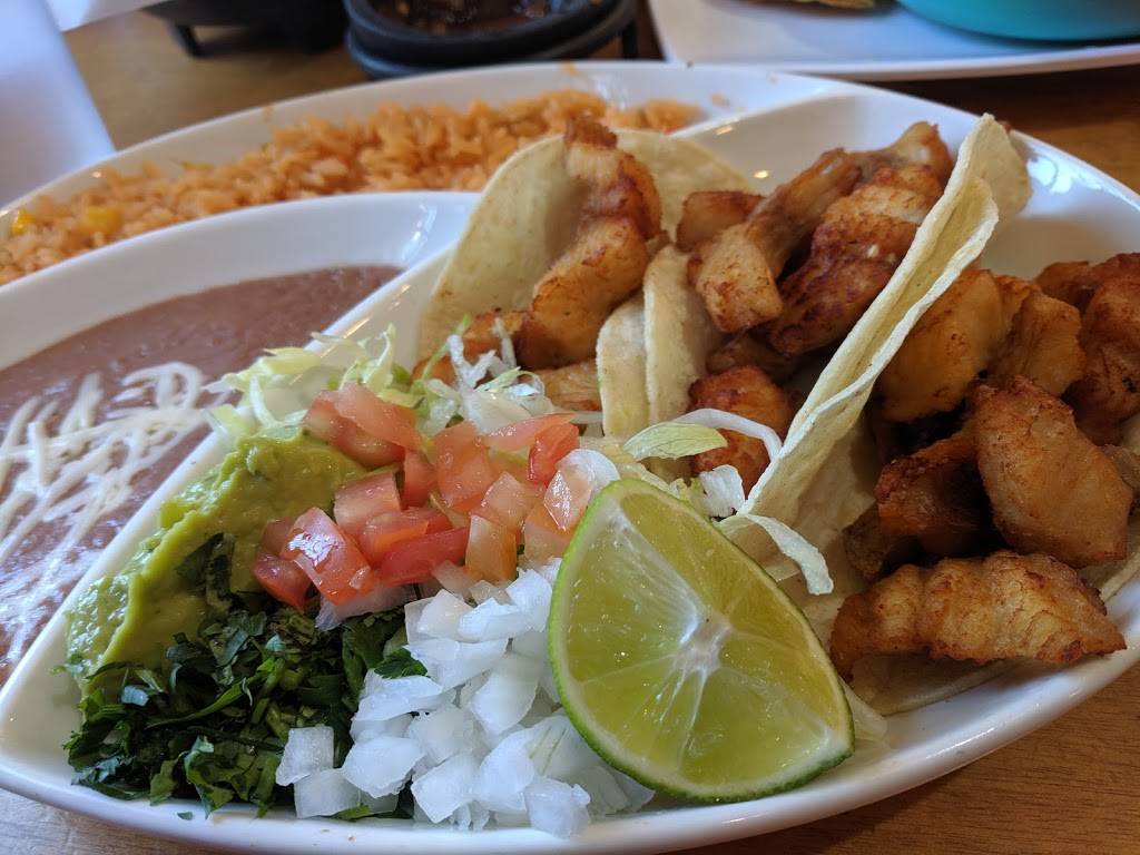 Viva Mexico | restaurant | 237 Wyoming Blvd NE, Albuquerque, NM 87123, USA | 5052656285 OR +1 505-265-6285