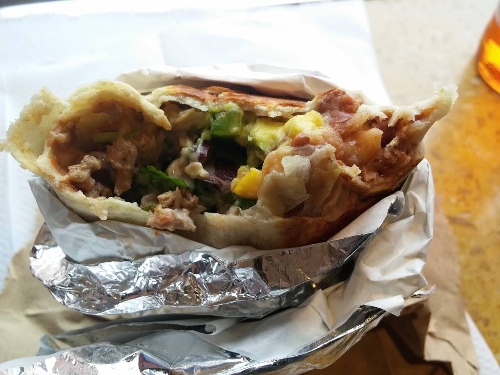 Burrito Boyz Streetsville | restaurant | 17 Tannery St, Mississauga, ON L5M 1V1, Canada | 9055672699 OR +1 905-567-2699