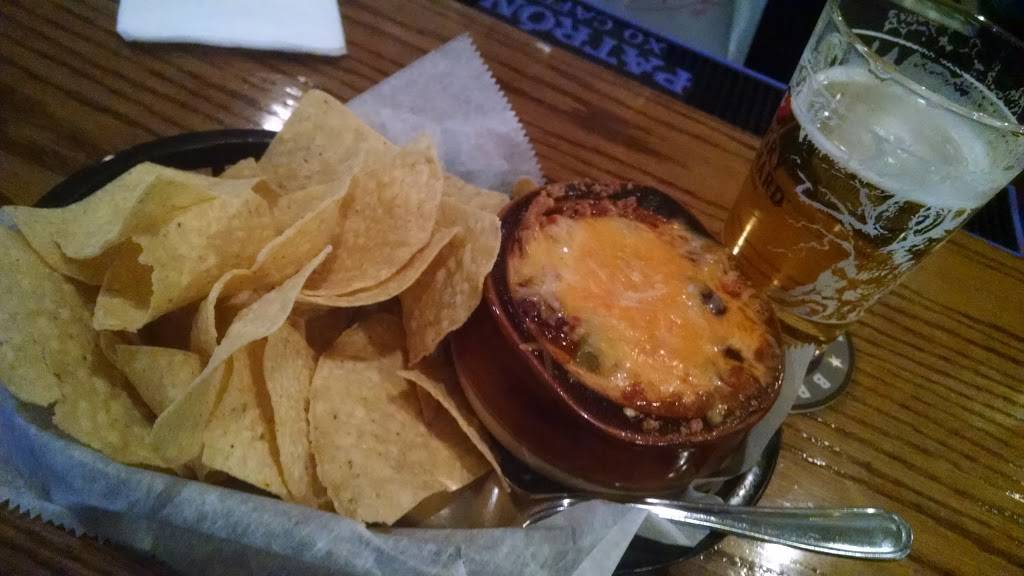 Odies Place | restaurant | 3352 Whitney Ave, Hamden, CT 06518, USA | 2032886343 OR +1 203-288-6343