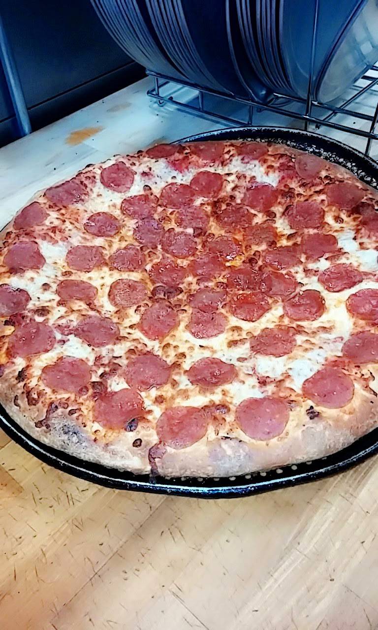 Tonys Pizza Lindsay | restaurant | 380 W Hermosa St, Lindsay, CA 93247, USA | 5595626000 OR +1 559-562-6000