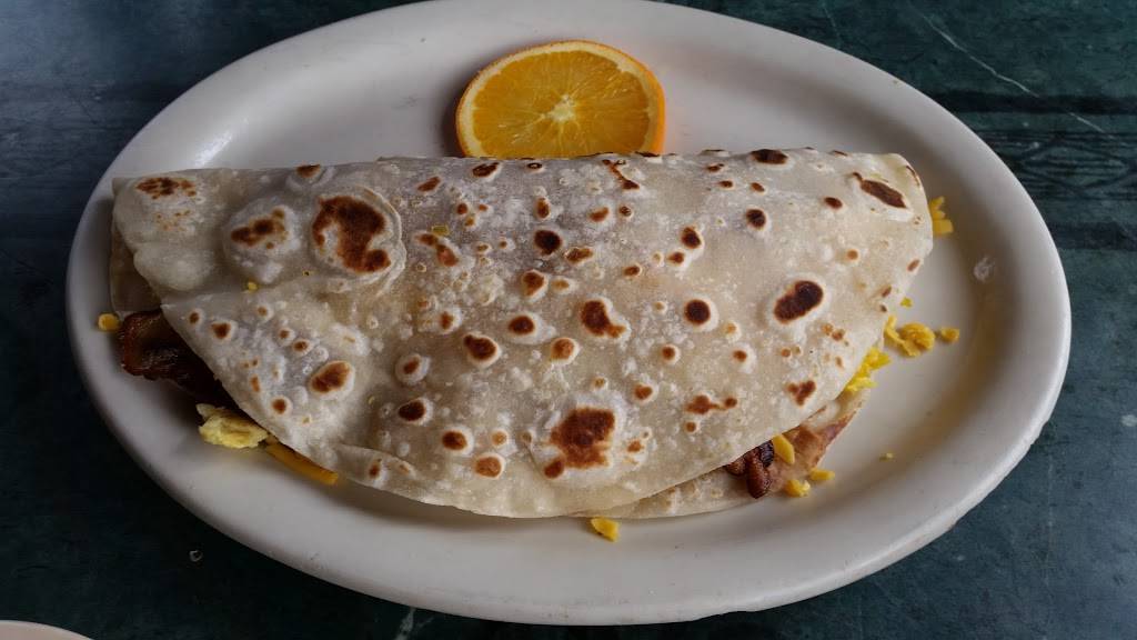 Doneraki Gulfgate | restaurant | 300 Gulfgate Mall, Houston, TX 77087, USA | 7136456400 OR +1 713-645-6400