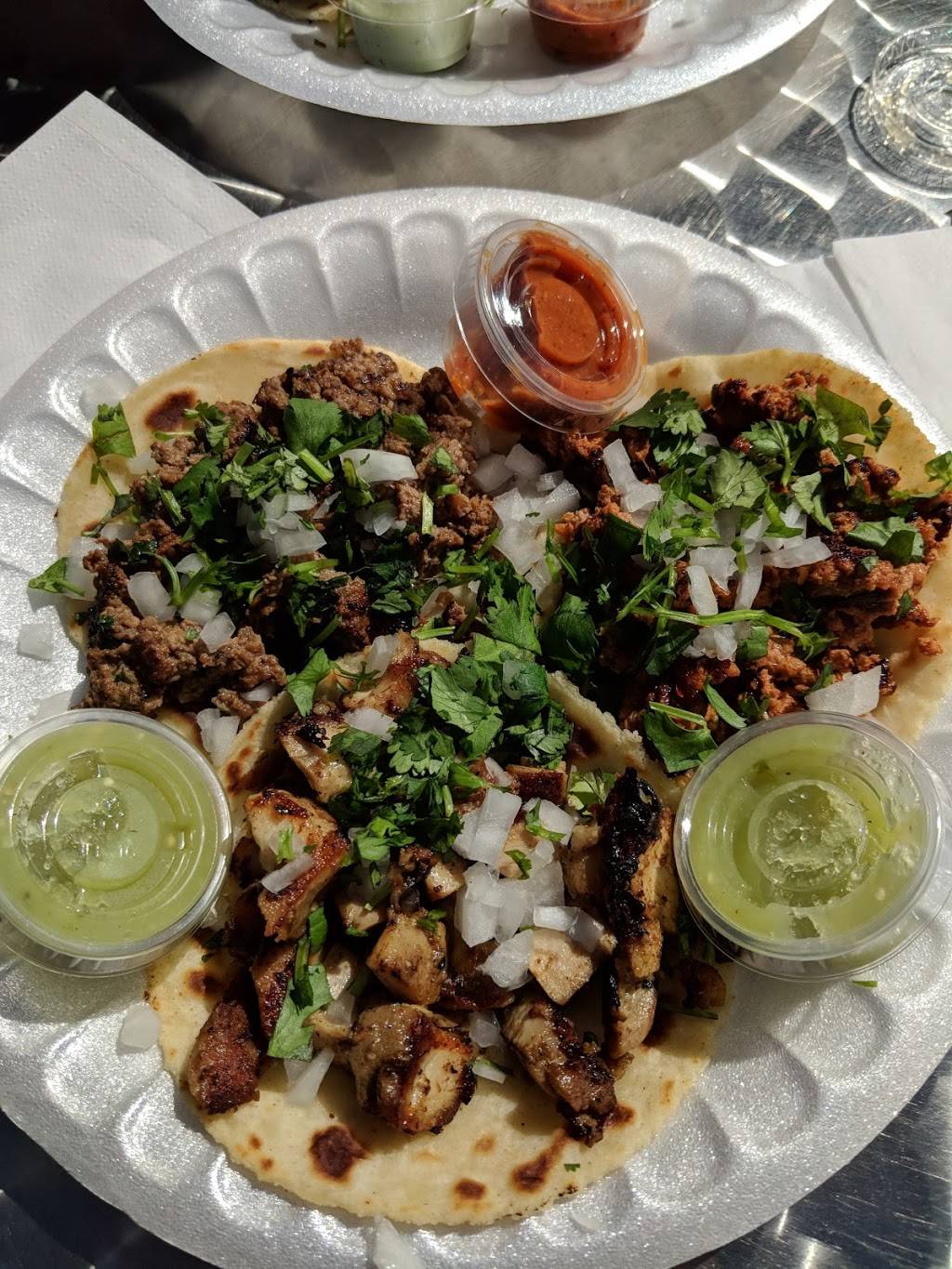 Taco Window | restaurant | 2622 W Jefferson Blvd, Los Angeles, CA 90018, USA | 3233739671 OR +1 323-373-9671