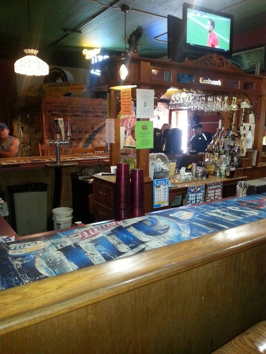 Landmark Bar & Grill | restaurant | 68478 Main St, New Paris, IN 46553, USA | 5748313080 OR +1 574-831-3080