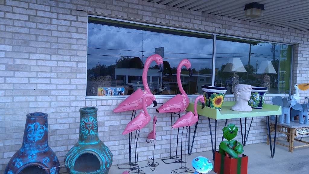 Dairy Queen | restaurant | 334 W Main St, Gun Barrel City, TX 75156, USA | 9038872929 OR +1 903-887-2929