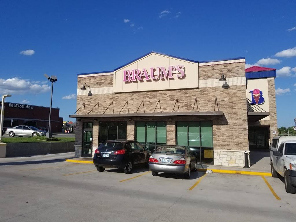 Braums Ice Cream & Burger Restaurant | restaurant | 10920 N Rockwell Ave, Oklahoma City, OK 73162, USA | 4057228126 OR +1 405-722-8126